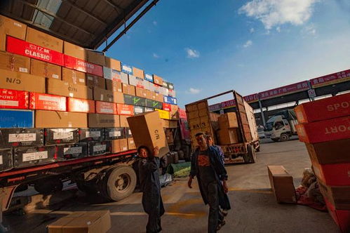 5月22日，5號(hào)廣場(chǎng)食品日化酒類專業(yè)市場(chǎng)盛大開(kāi)業(yè)——6座廣場(chǎng)全面運(yùn)營(yíng)，開(kāi)啟全業(yè)態(tài)購(gòu)物新篇章